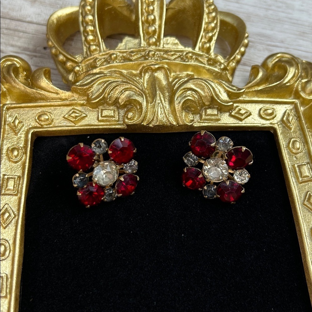 Vintage Red Rhinestone and Antique Gold Women's Screw Back Earrings